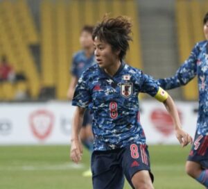 『岩渕真奈』に10番を託した理由…「彼女の成長を待っていた」「チームの浮き沈みを背負って」